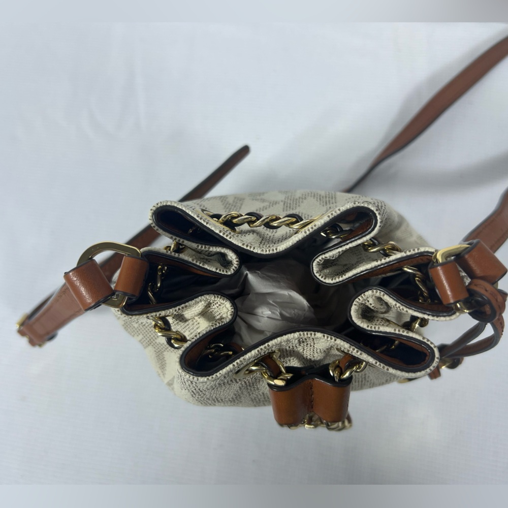 4244: Michael Kors Frankie Signature MK Bucket Bag Vanilla Acorn - Picture 10 of 13